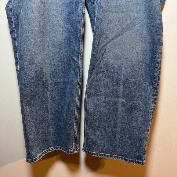 NWT Abercrombie High Rise 90S Relaxed Jean Medium Wash Plus Size 36 Short Petite - Picture 7 of 9